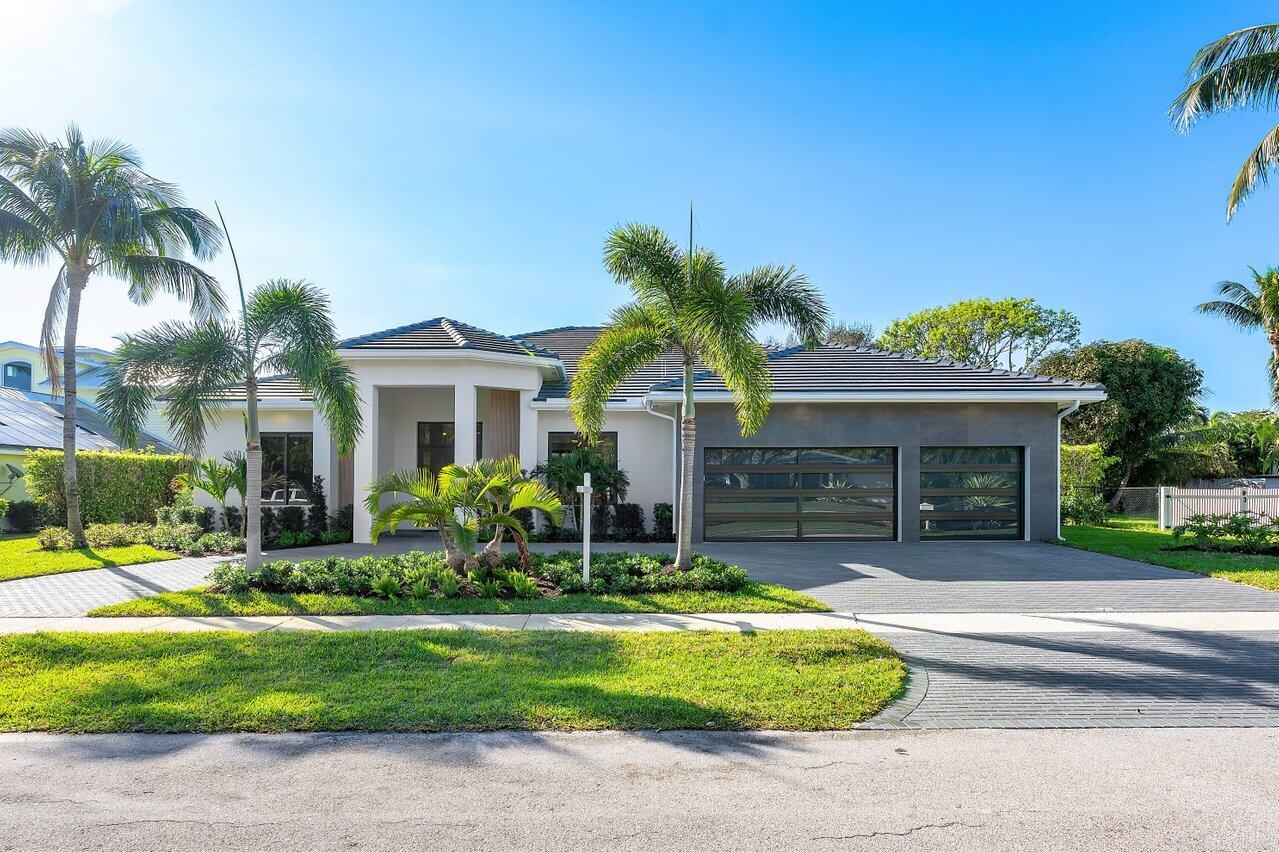 636 Eddy Street Boca Raton, FL 33487 - Photo 3 of 43 Front