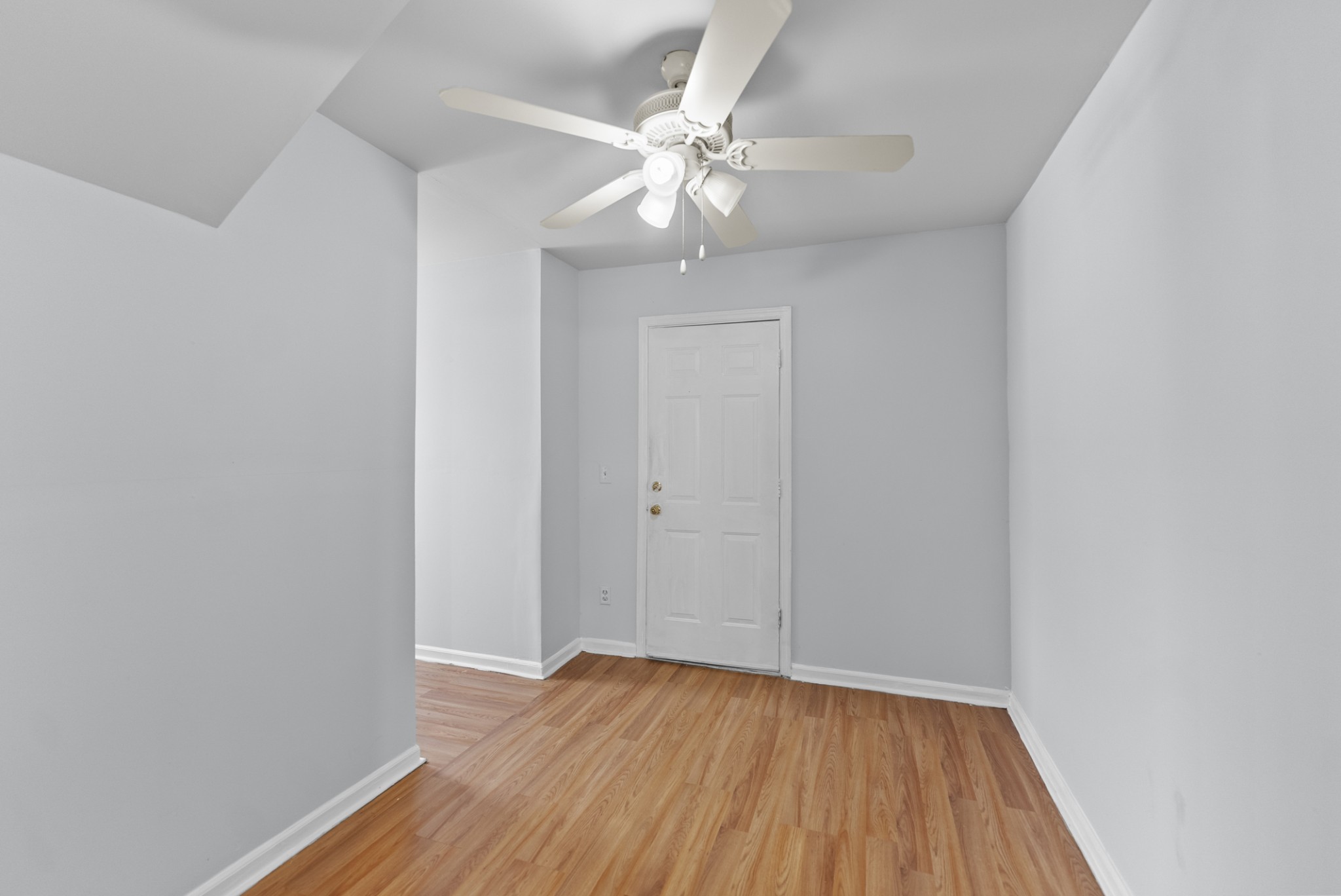 2849 Evergreen Ridge Point Nashville, TN 37217 - Photo 21 of 31 an empty room with wooden floor and fan