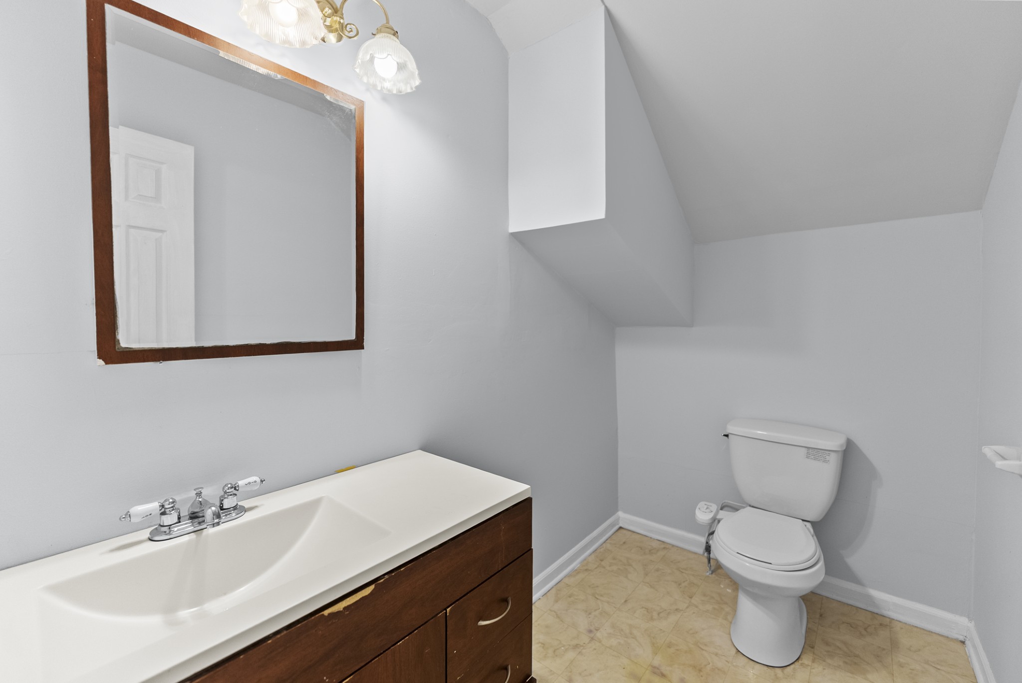 2849 Evergreen Ridge Point Nashville, TN 37217 - Photo 23 of 31 a bathroom with a toilet a sink and mirror