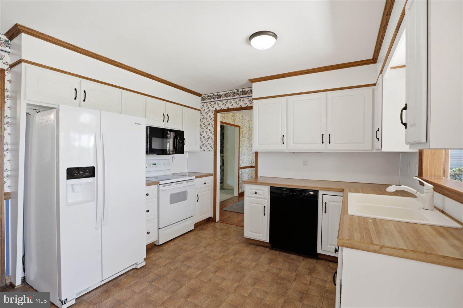 387 Yorktown Road Hershey, PA 17033 - Photo 15 of 43