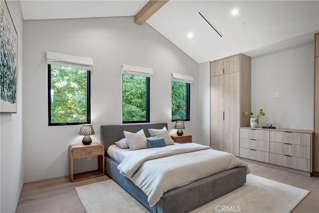 $4,495,000 | 4830 Valjean Avenue, Encino, CA 91436