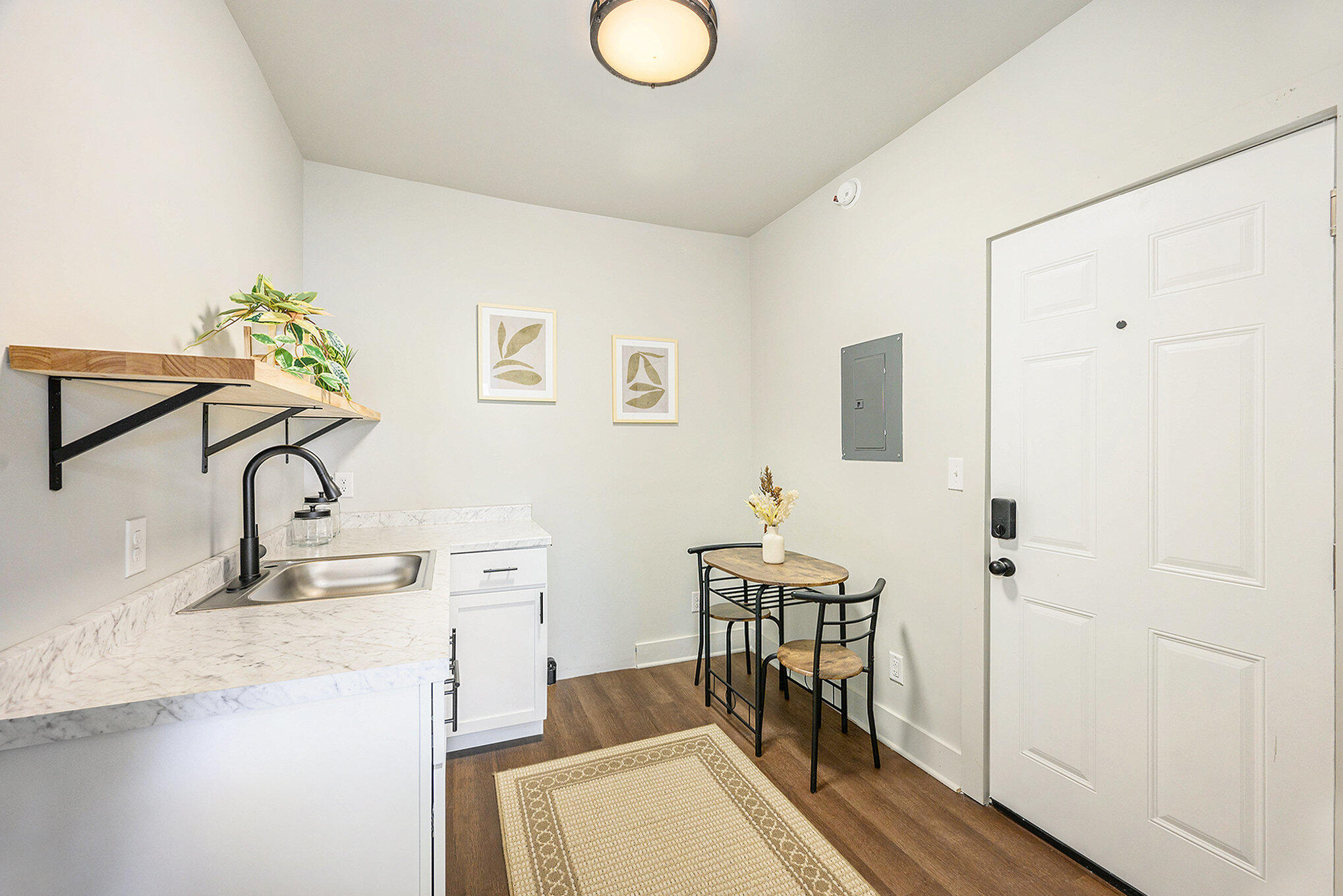 415 West Walnut Street Kalamazoo, MI 49007 - Photo 3 of 18 003_file_889