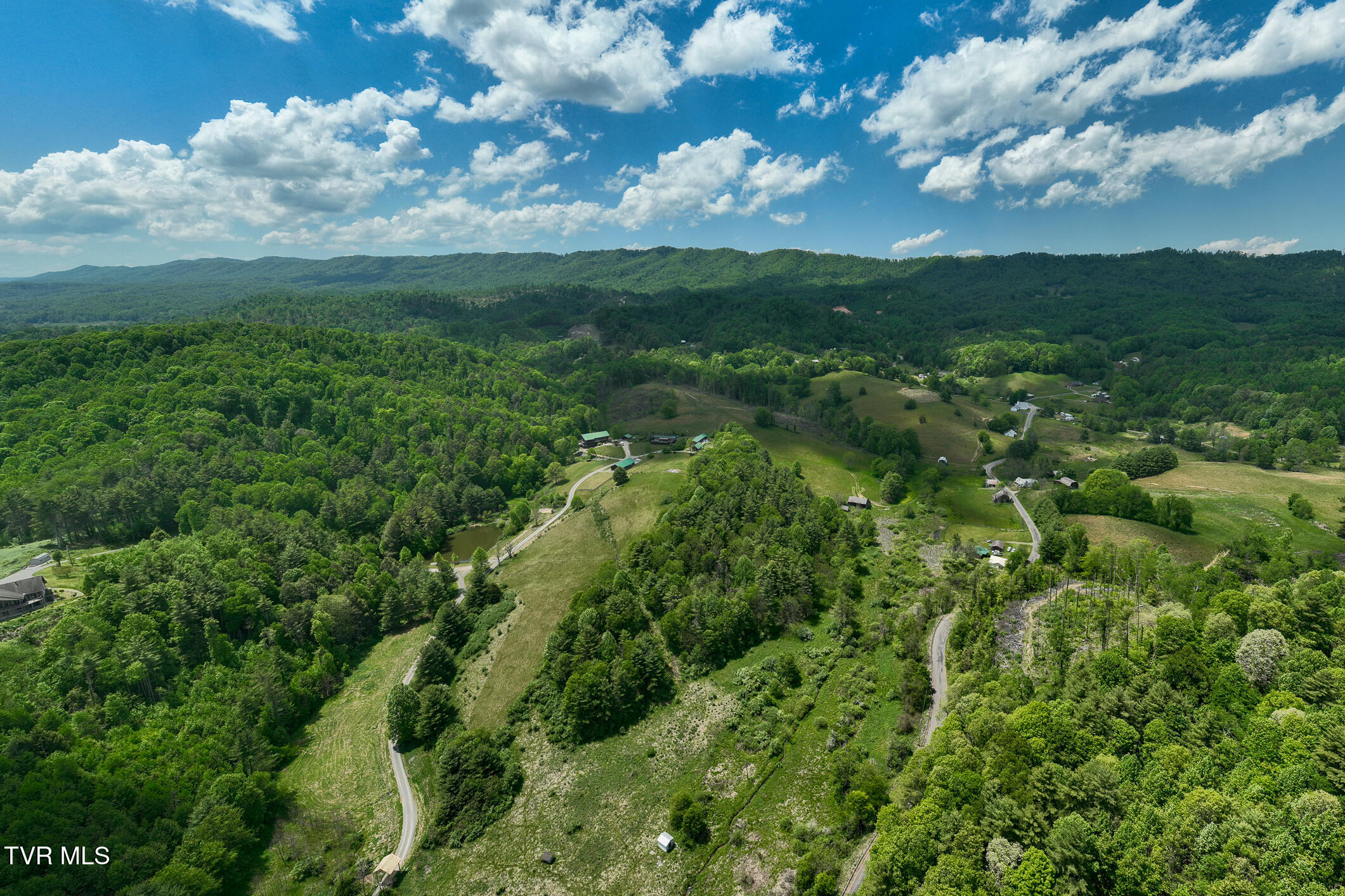 2 Rd Mountain Mountain City, TN 37683 - Photo 2 of 37 TBD Shingletown Rd (2 of 26)