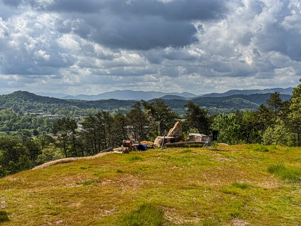 134 Mistletoe Ridge Murphy, NC 28906 - Photo 9 of 18 a view of a swimming pool with an ocean view