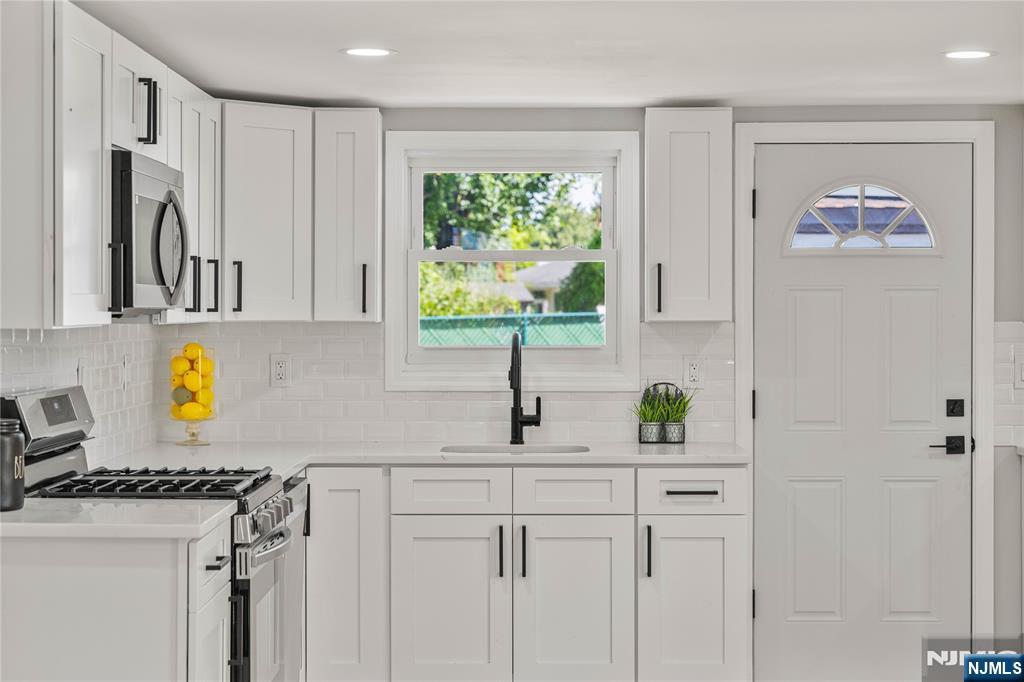 91 South Main Street Milltown, NJ 08850 - Photo 17 of 27