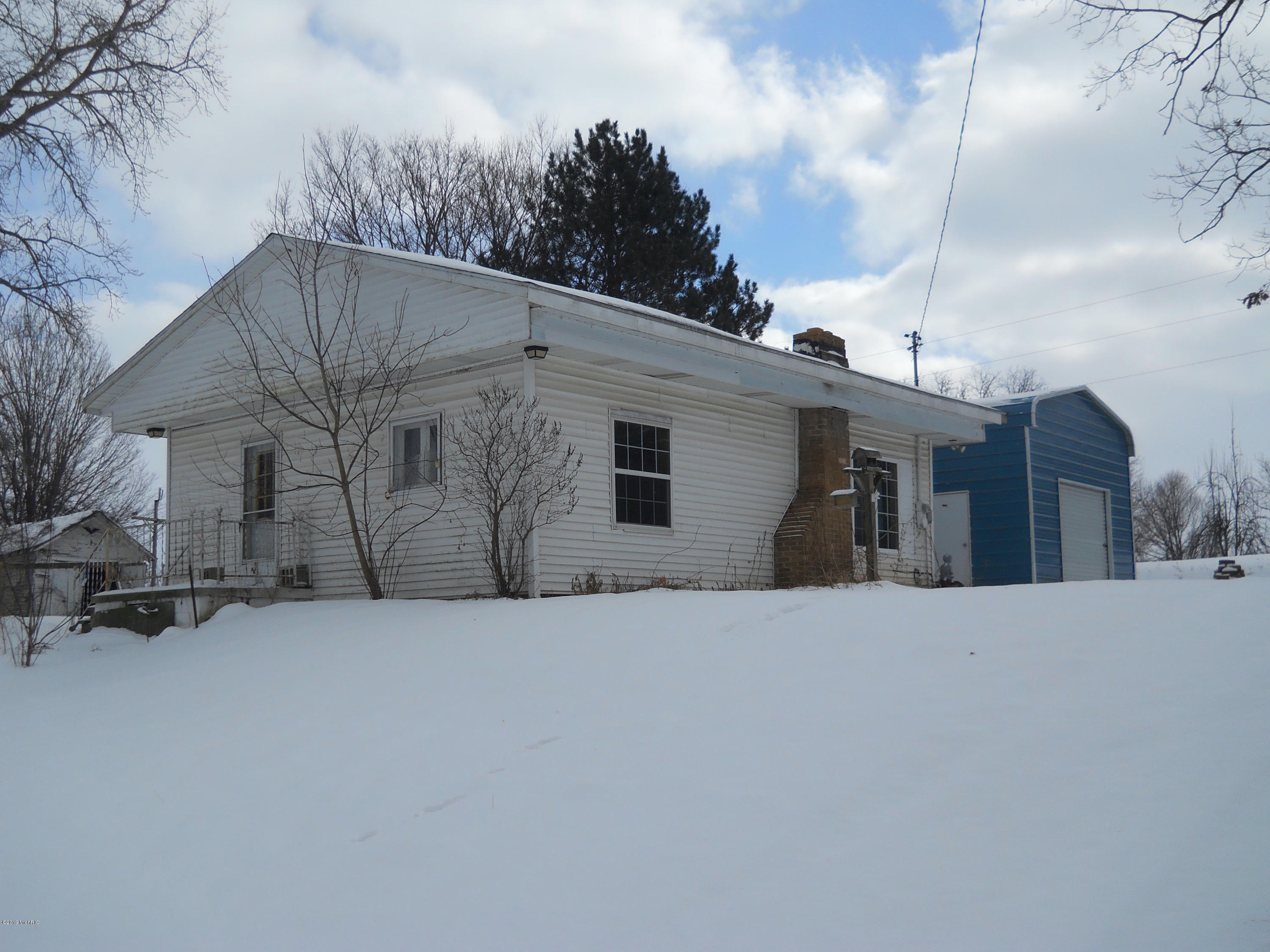 1491 Guernsey Road Lyons, MI 48851 - Photo 1 of 6 Primary