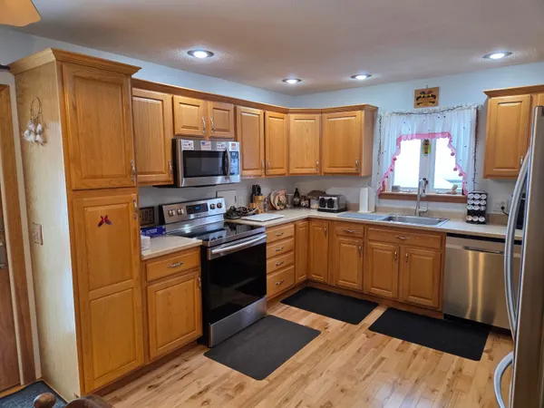 $339,900 | 77 Billings Road, Hermon, ME 04401