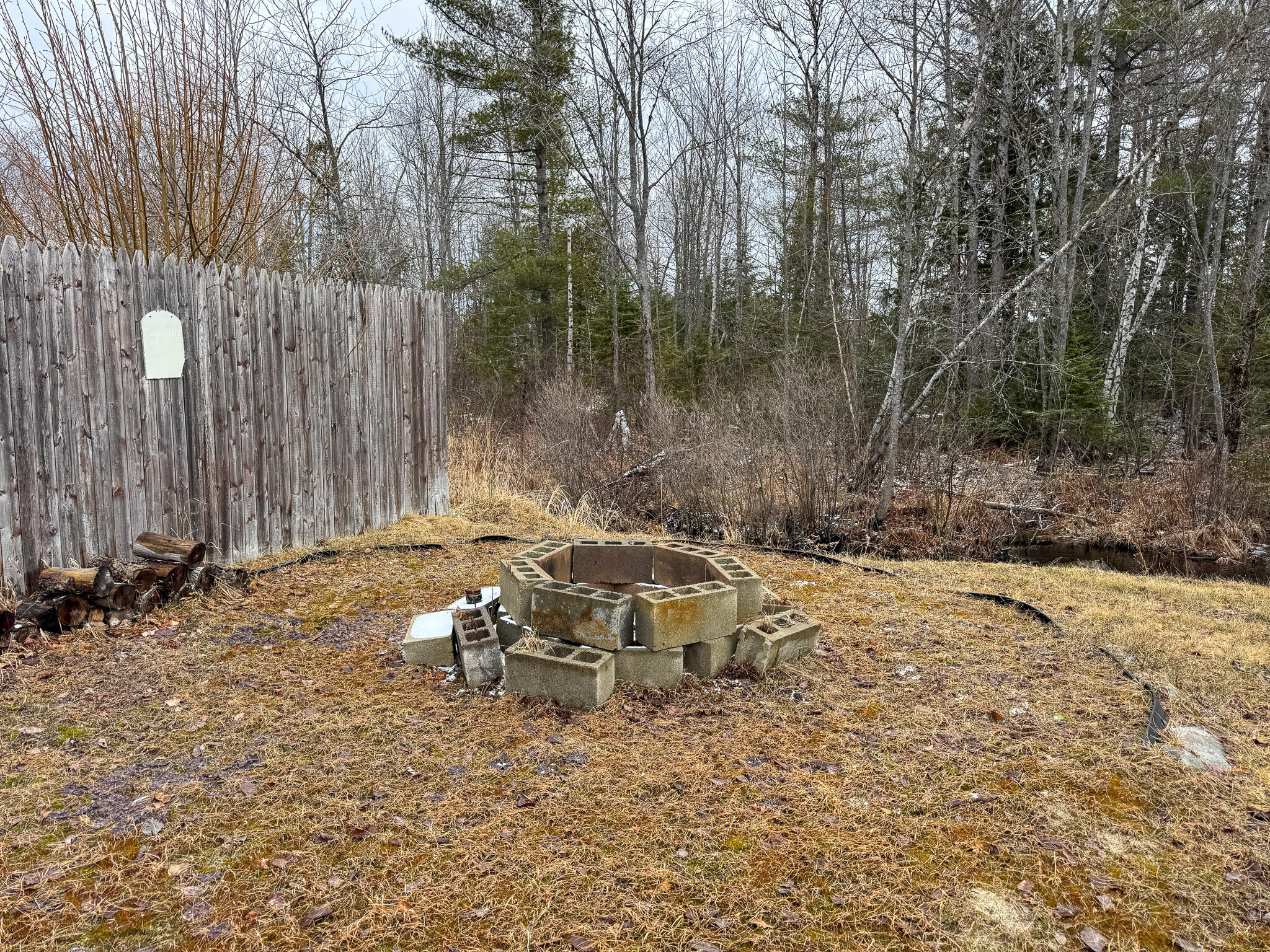 255 Bates Street Millinocket, ME 04462 - Photo 8 of 29 5b
