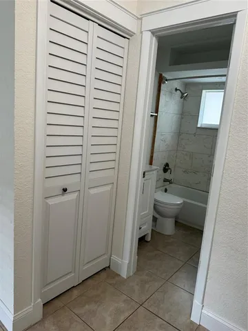 $2,900 | 223 Southeast 1st Street, Unit REAR, Dania Beach, FL 33004