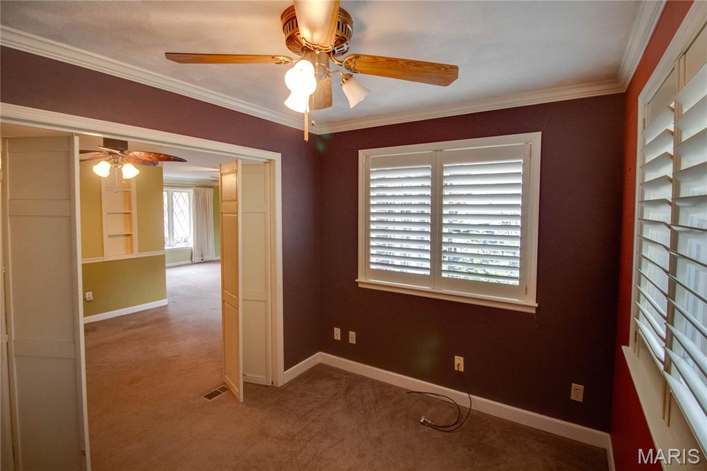 2140 West Dell Drive Alton, IL 62002 - Photo 12 of 57