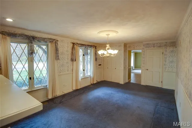 $271,900 | 2140 West Dell Drive, Alton, IL 62002