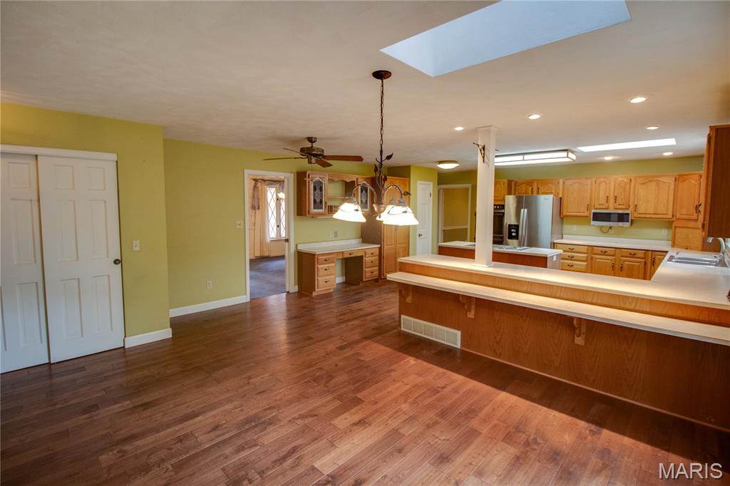 2140 West Dell Drive Alton, IL 62002 - Photo 18 of 57