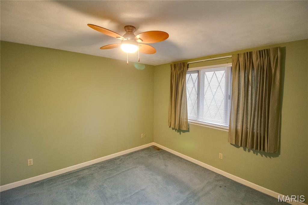 2140 West Dell Drive Alton, IL 62002 - Photo 27 of 57