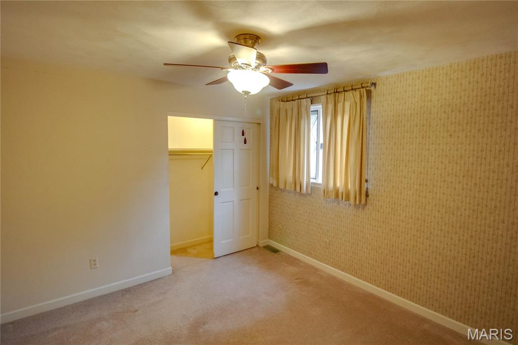 2140 West Dell Drive Alton, IL 62002 - Photo 34 of 57