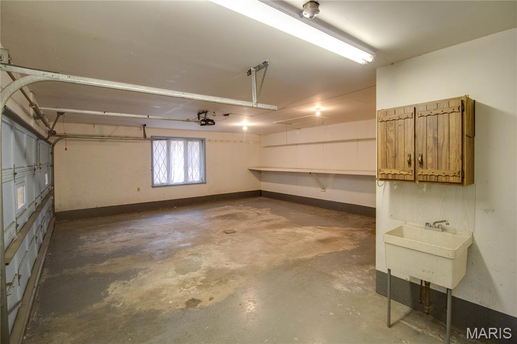 2140 West Dell Drive Alton, IL 62002 - Photo 48 of 57