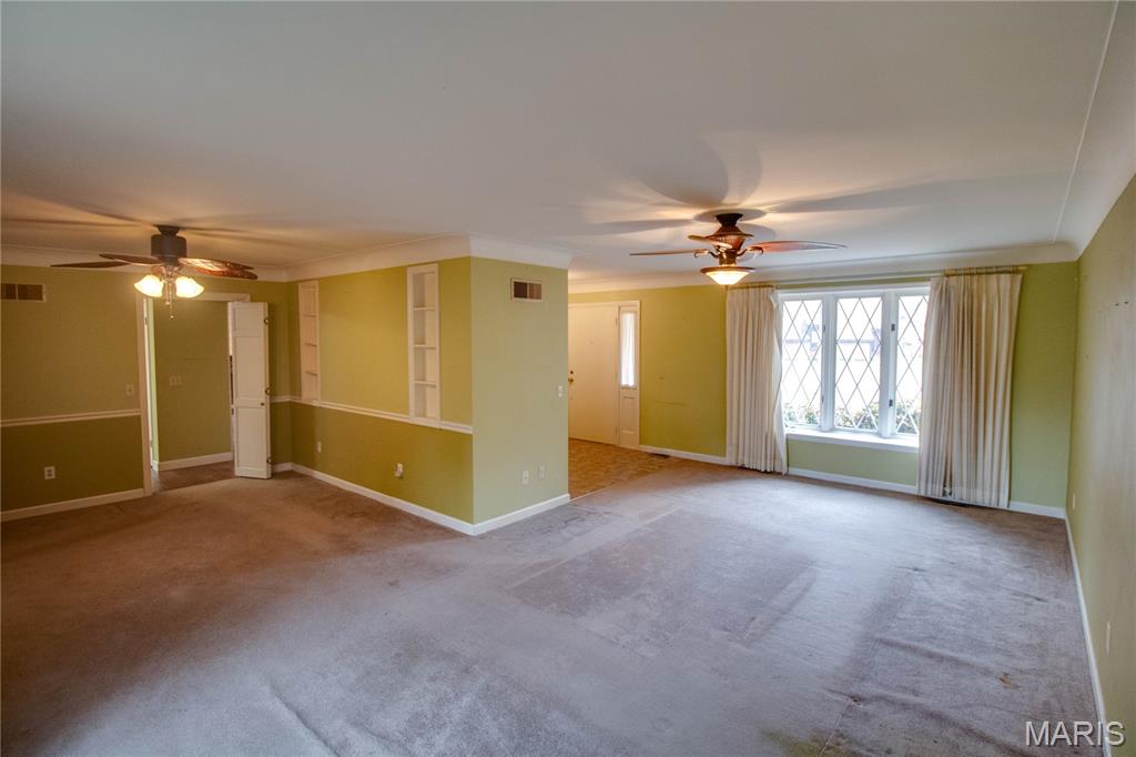 2140 West Dell Drive Alton, IL 62002 - Photo 8 of 57