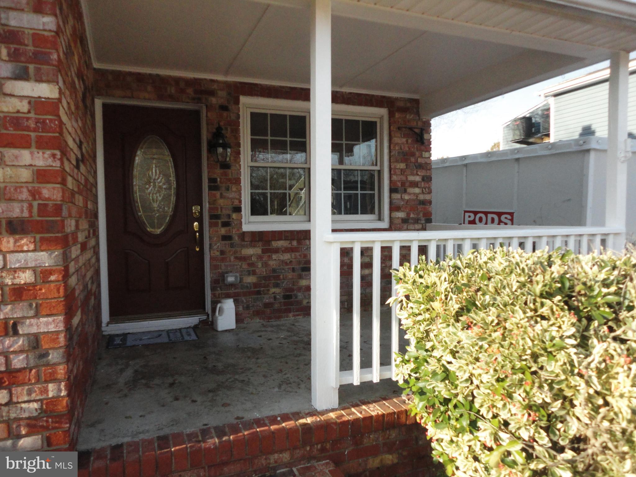 7818 Harbor Road Pasadena, MD 21122 - Photo 2 of 23 Front Porch