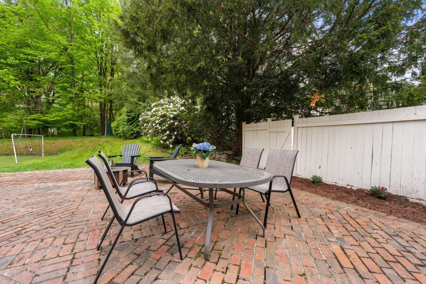 41 Longmeadow Road Wellesley, MA 02482 - Photo 36 of 41 Gallery Image 36