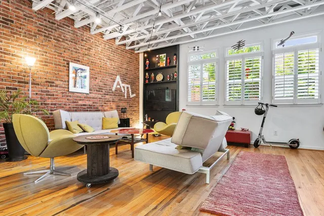 $3,200 | 230 Bradberry Street Southwest, Unit 9, Atlanta, GA 30313