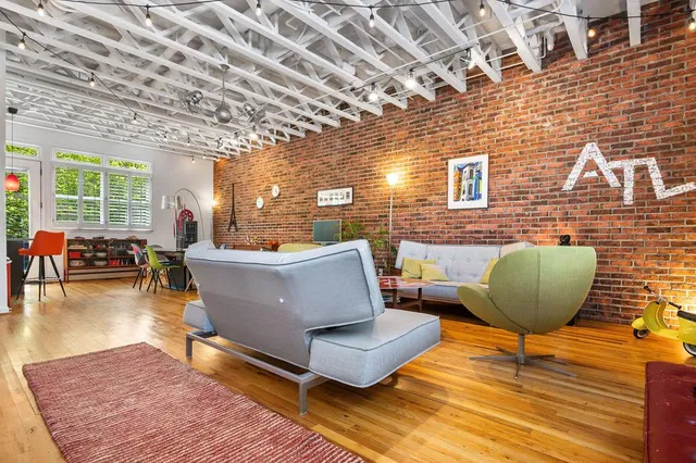 $3,200 | 230 Bradberry Street Southwest, Unit 9, Atlanta, GA 30313