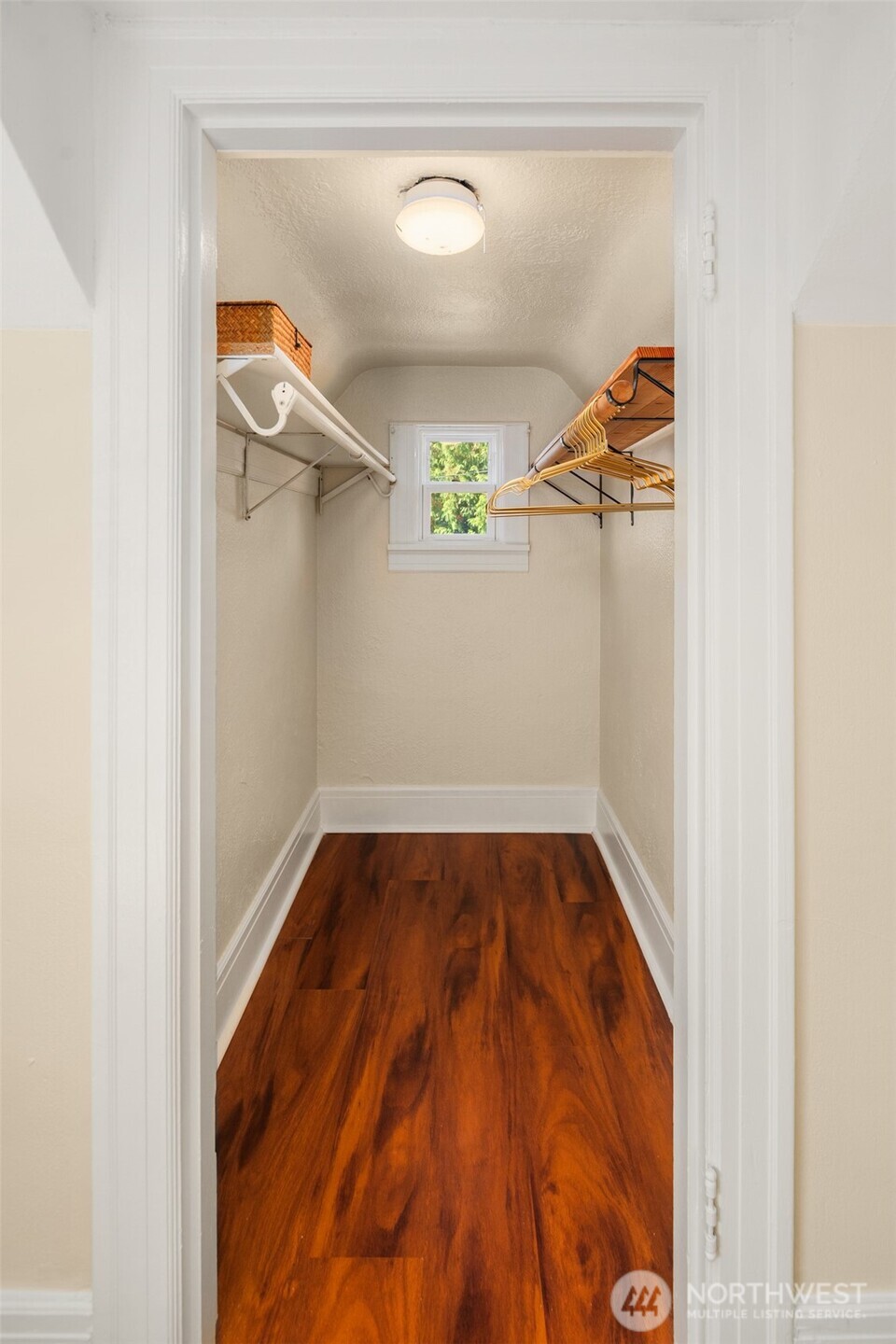 8416 40th Avenue Southwest Seattle, WA 98136 - Photo 20 of 32 Gallery Image 20