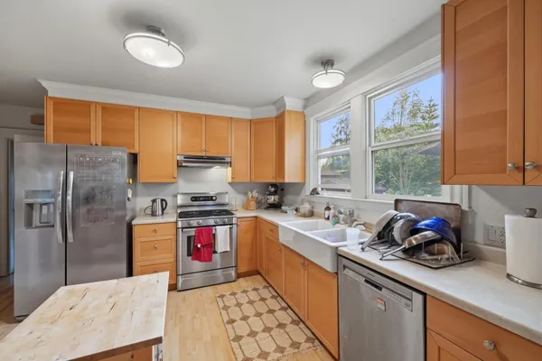 $5,300,000 | 1280-1300 Mills Street, Menlo Park, CA 94025