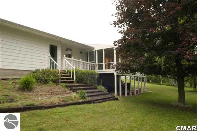 5657 Riverside Beach Drive Weidman, MI 48893 - Photo 24 of 25 1772737-23.JPG