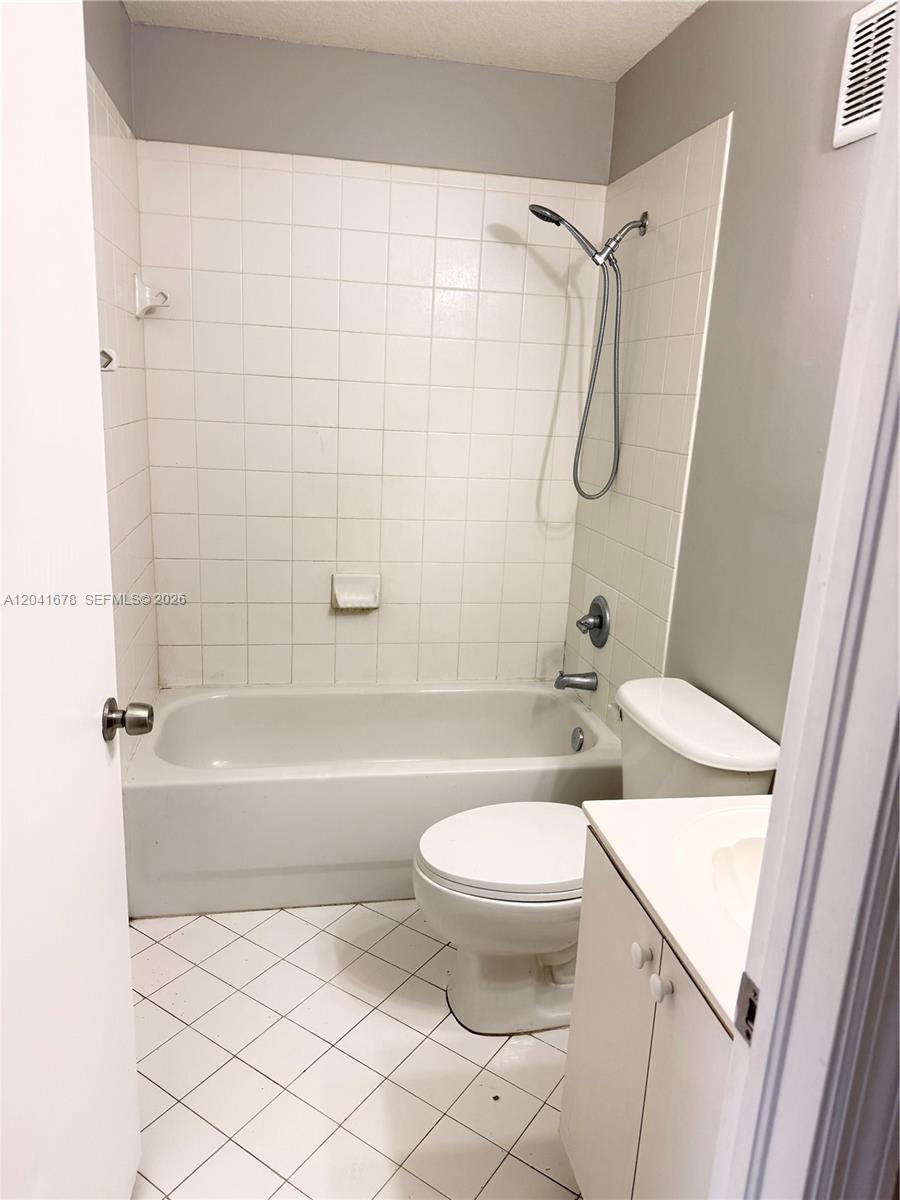 2930 Southeast 12th Road, Unit 20531 Homestead, FL 33035 - Photo 14 of 16