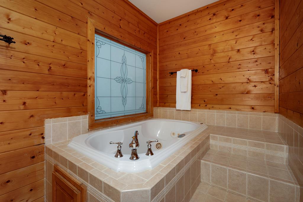 85 Ridge View Estates Road Blue Ridge, GA 30513 - Photo 20 of 41 Gallery Image 20