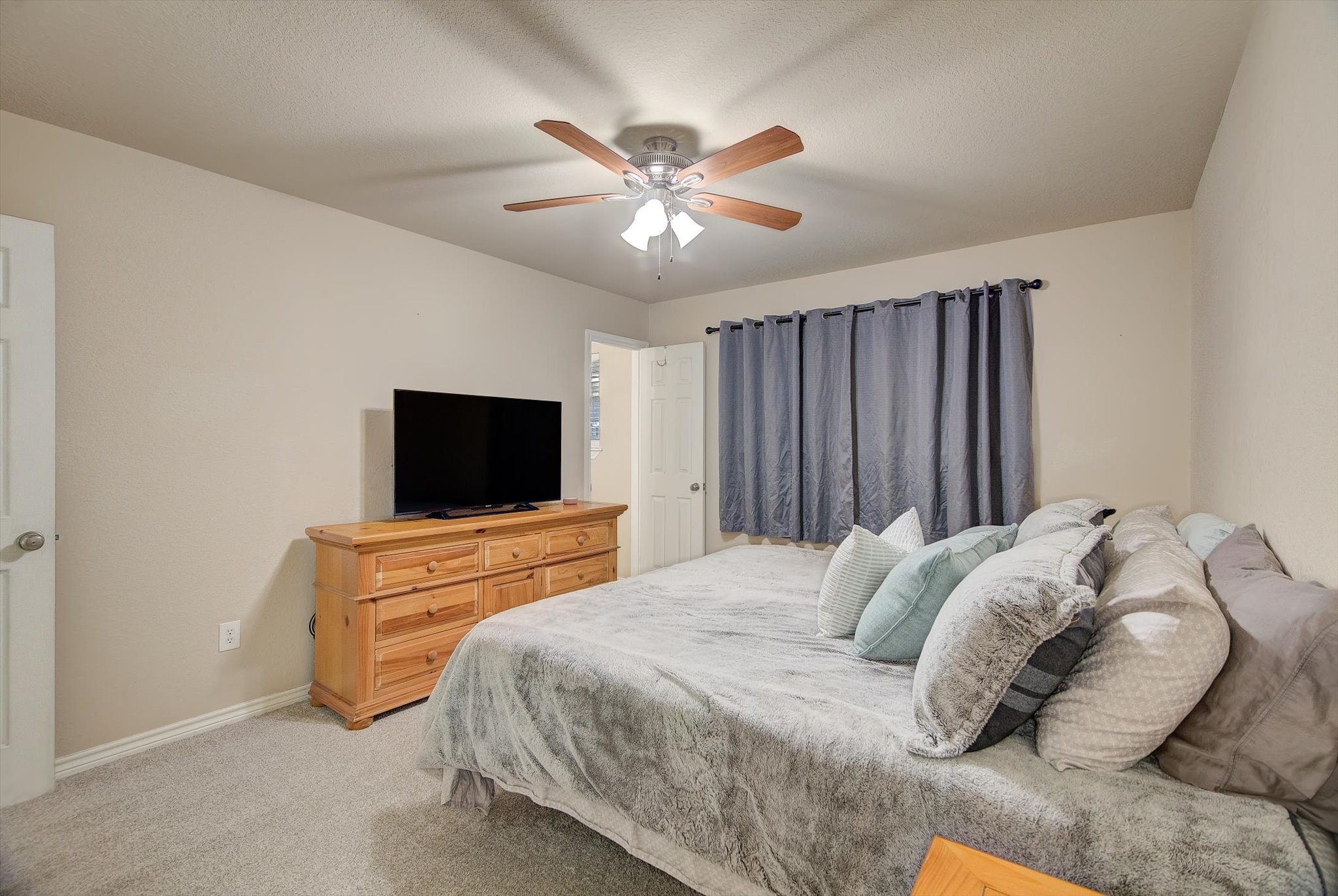 212 Hickory Street Sweeny, TX 77480 - Photo 17 of 33