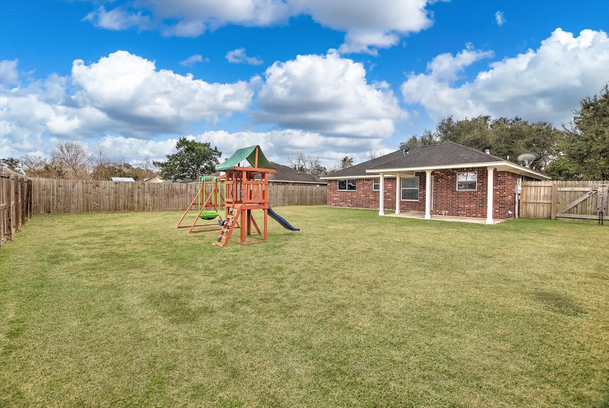 212 Hickory Street Sweeny, TX 77480 - Photo 29 of 33
