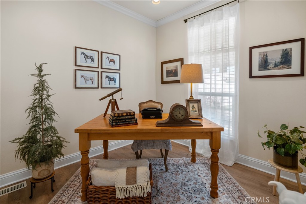 6480 Katherine, Unit 63 Simi Valley, CA 93063 - Photo 29 of 44 Office/ Den