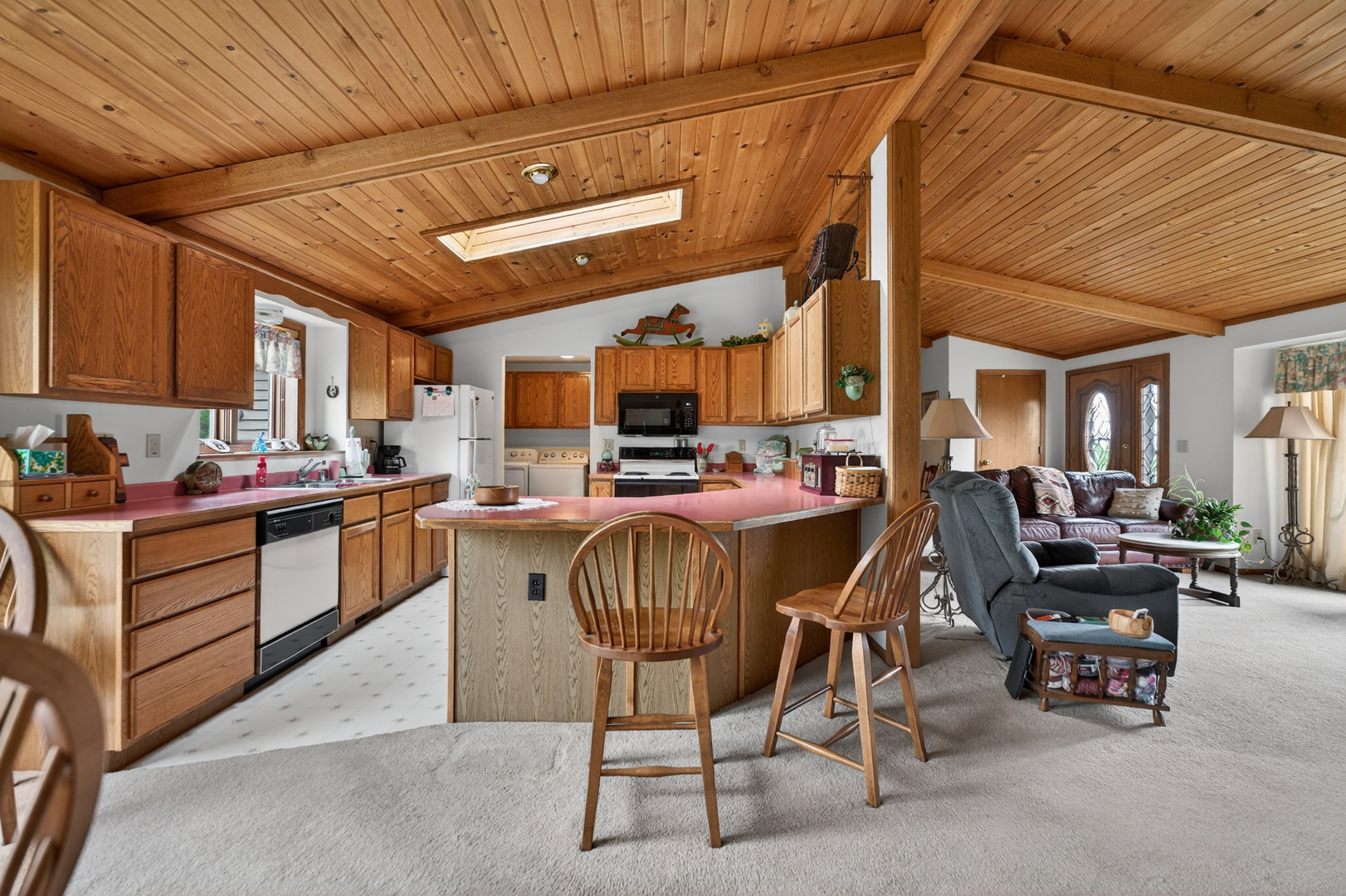 8086 Kane Road Waterman, IL 60556 - Photo 17 of 44