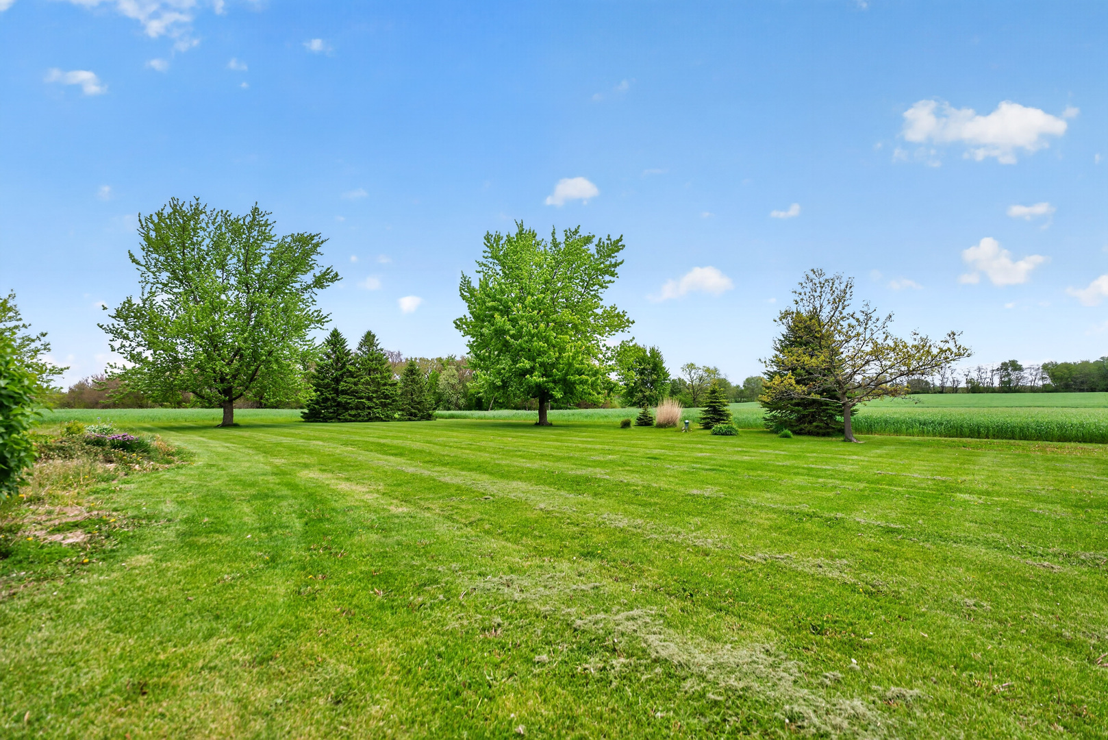 8086 Kane Road Waterman, IL 60556 - Photo 40 of 44