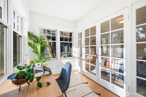 $1,445,000 | 1424 North 53rd Street, Seattle, WA 98103