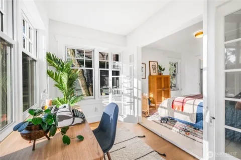 $1,445,000 | 1424 North 53rd Street, Seattle, WA 98103