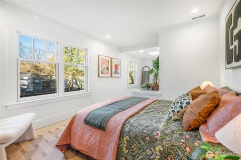 $1,445,000 | 1424 North 53rd Street, Seattle, WA 98103