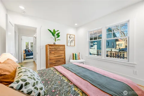 $1,445,000 | 1424 North 53rd Street, Seattle, WA 98103