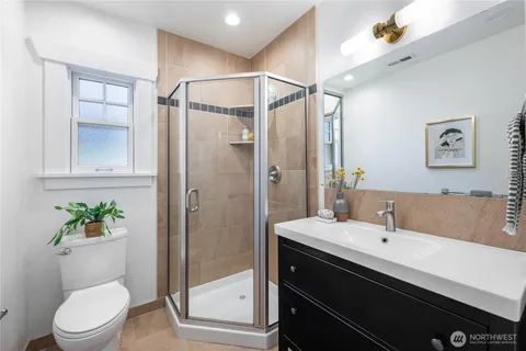 $1,445,000 | 1424 North 53rd Street, Seattle, WA 98103