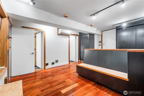 $1,445,000 | 1424 North 53rd Street, Seattle, WA 98103