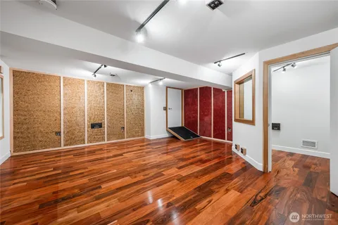 $1,445,000 | 1424 North 53rd Street, Seattle, WA 98103