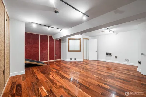 $1,445,000 | 1424 North 53rd Street, Seattle, WA 98103