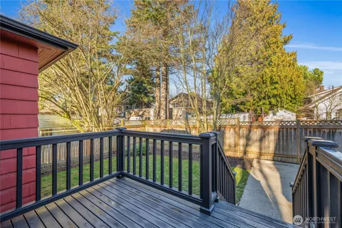 $1,445,000 | 1424 North 53rd Street, Seattle, WA 98103
