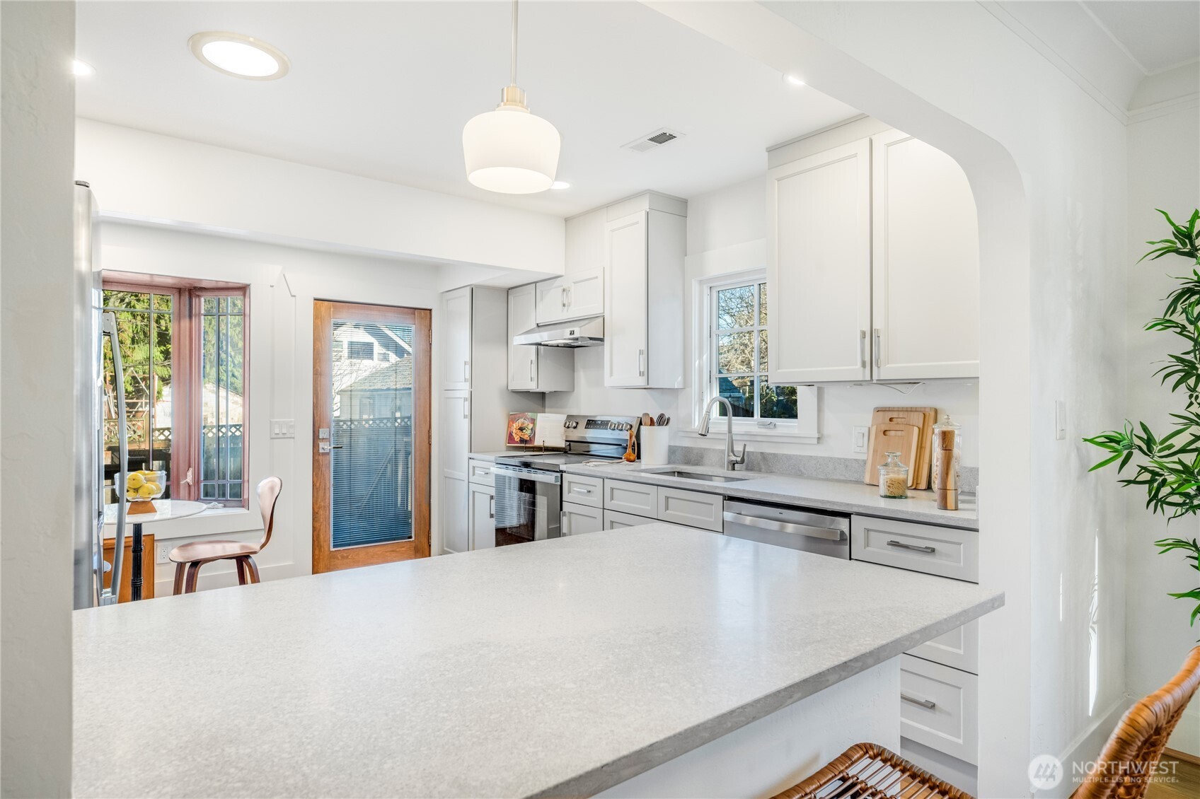 1424 North 53rd Street Seattle, WA 98103 - Photo 9 of 40