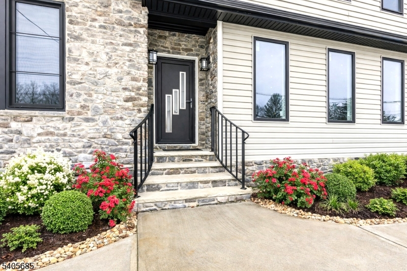237 South Main Street Flemington, NJ 08822 - Photo 4 of 30