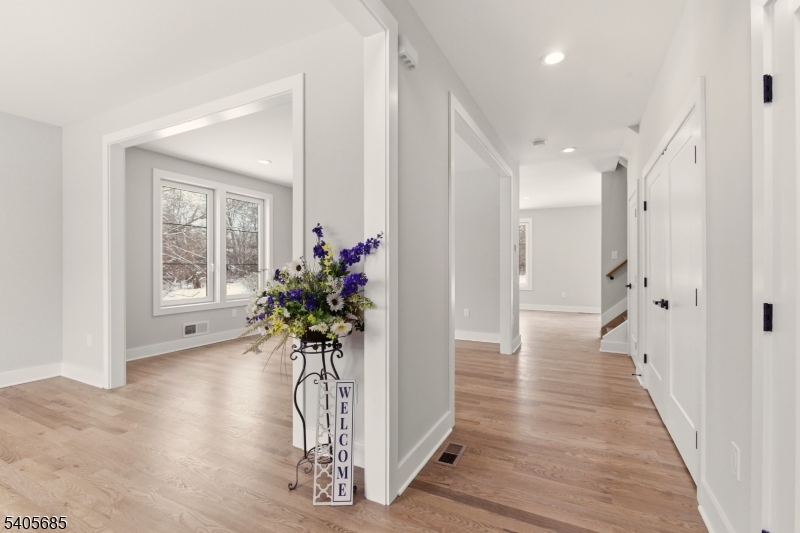 237 South Main Street Flemington, NJ 08822 - Photo 5 of 30