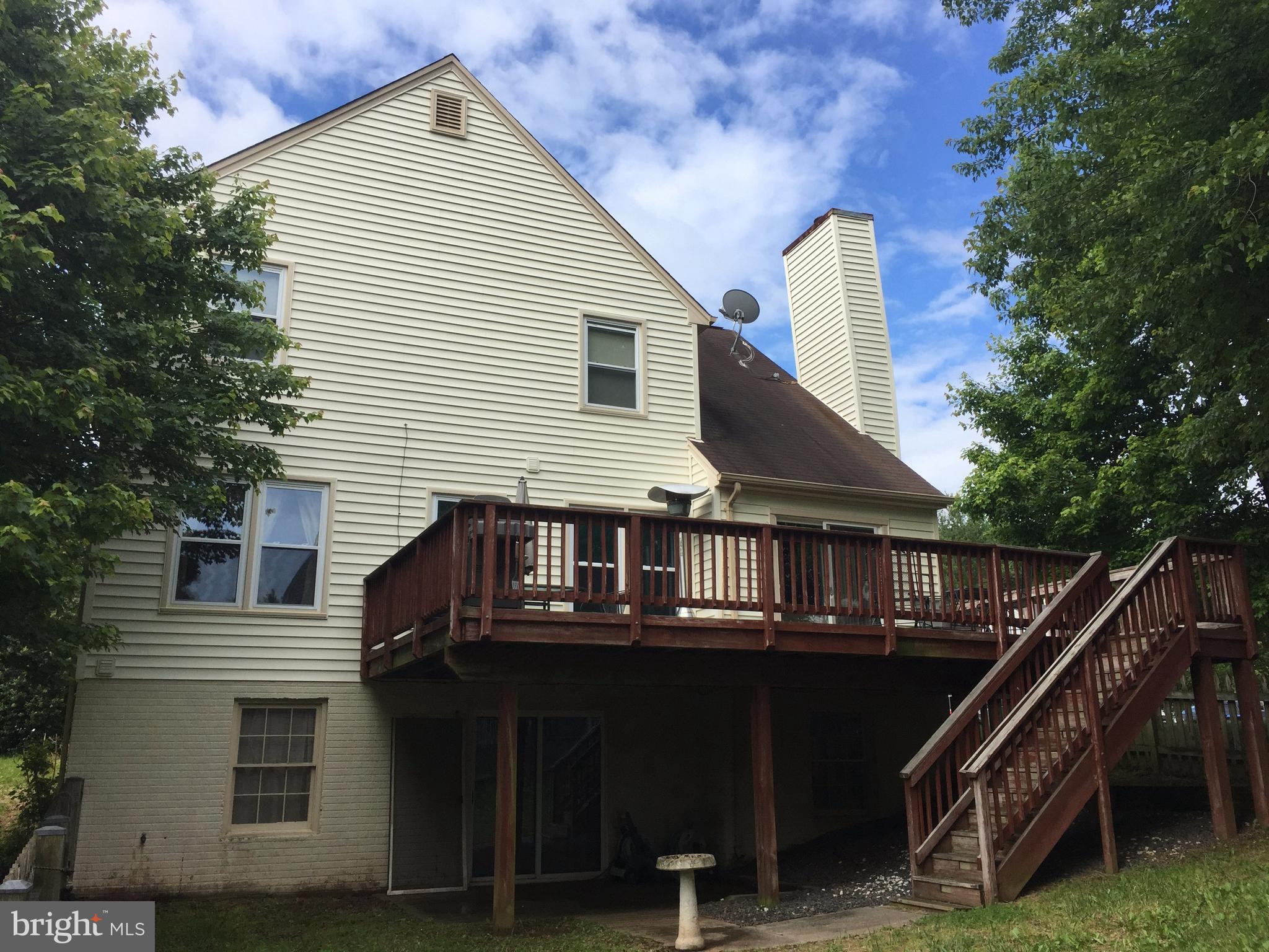 5806 Stone Ridge Drive Centreville, VA 20120 - Photo 19 of 26 Deck with lighted steps