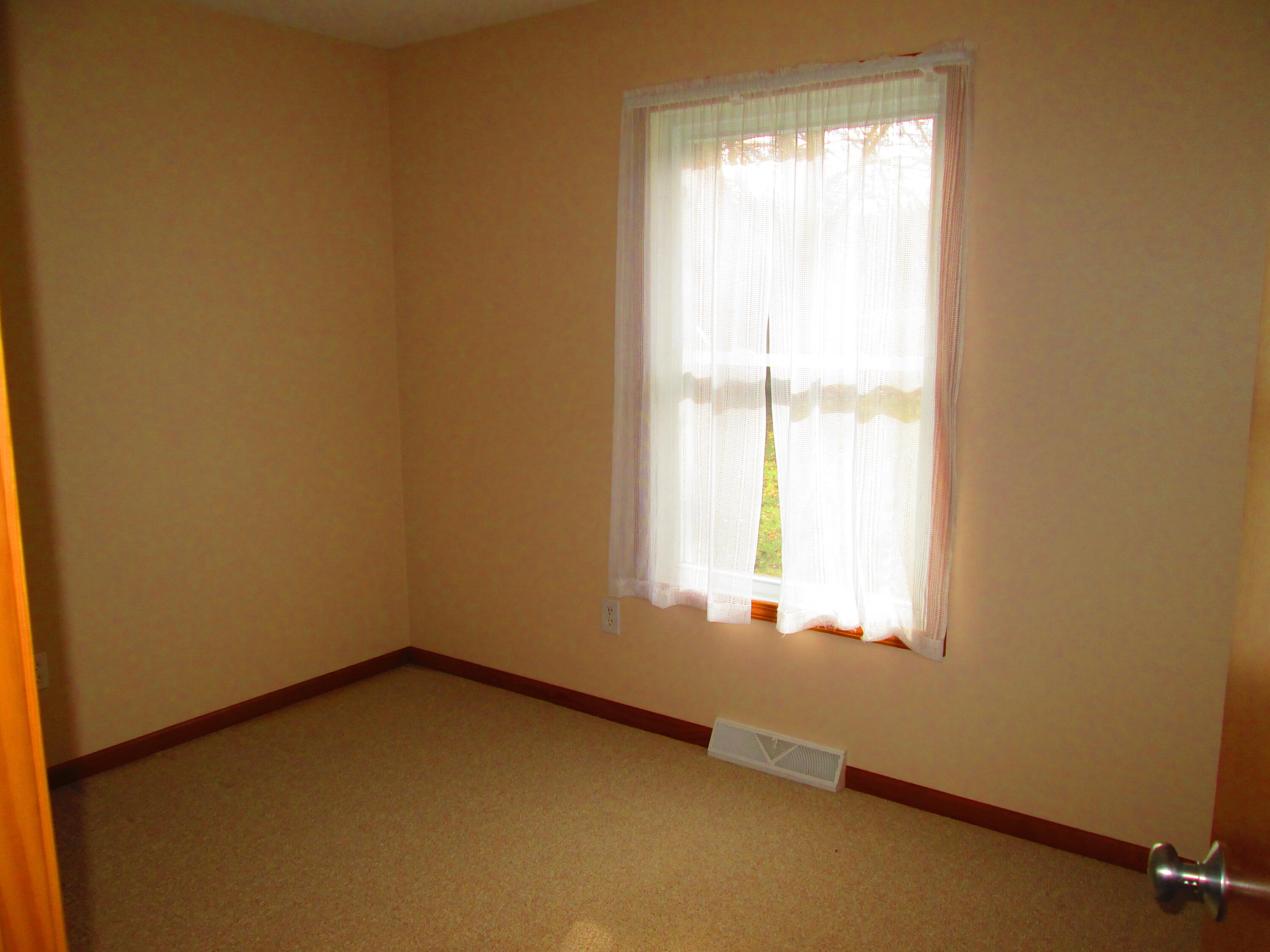 1003 West Hazel Road Hart, MI 49420 - Photo 23 of 35 IMG_3024