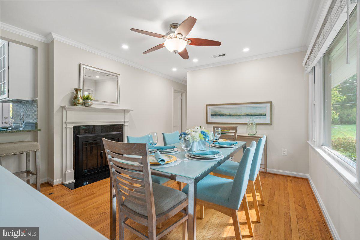 2100 Shenandoah Road Alexandria, VA 22308 - Photo 6 of 30 Dining Room with Gas Fireplace