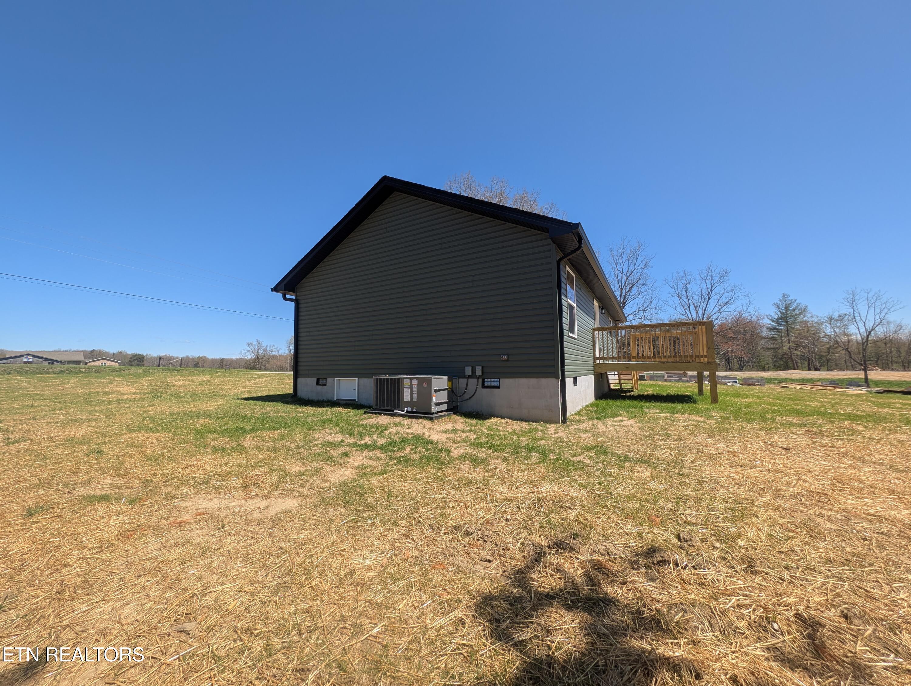 2763 Banner Springs Road Jamestown, TN 38556 - Photo 6 of 36 PXL_20250415_165424780